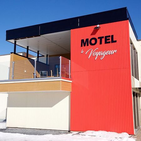 Hotel Motel Le Voyageur แซ็งต์-จอร์จส์ ภายนอก รูปภาพ
